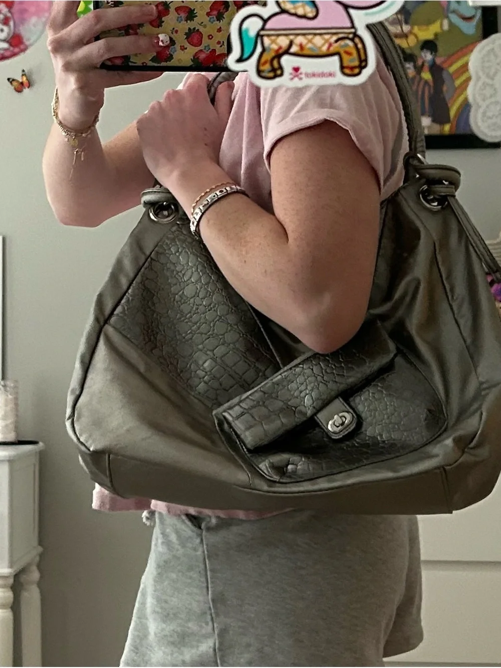 silver xoxo shoulder bag